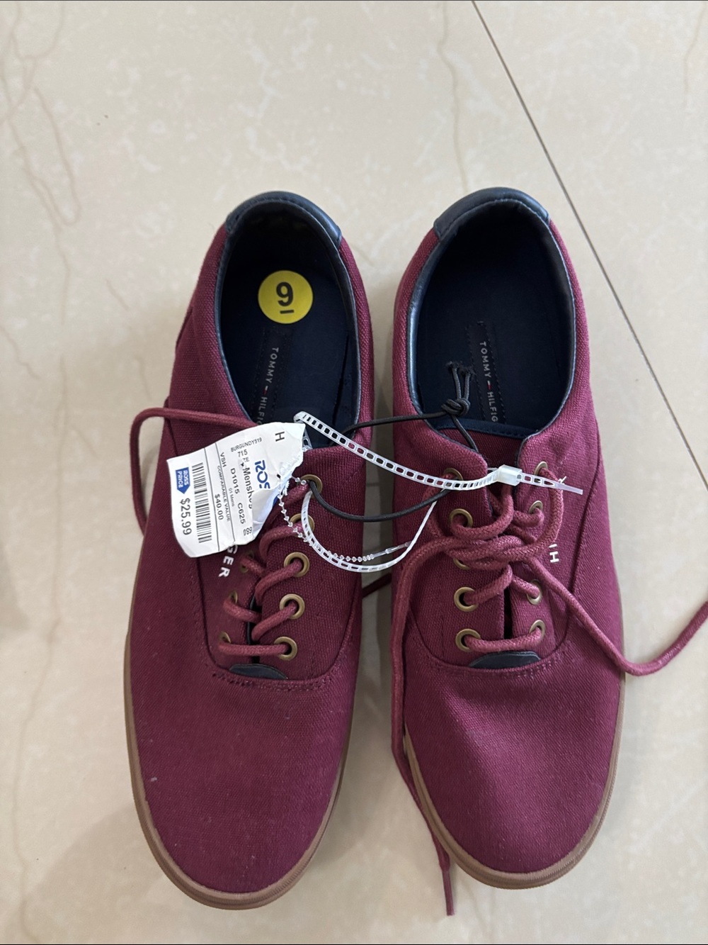 Tommy Hilfiger Men's Burgundy Canvas Sneakers